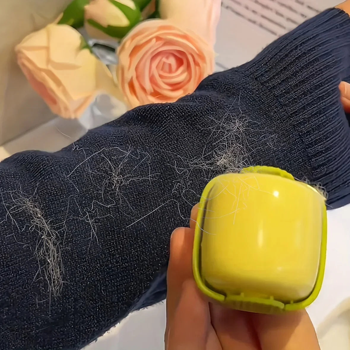 Paw Reset Mini Cleaner — Reusable Pet Hair Remover